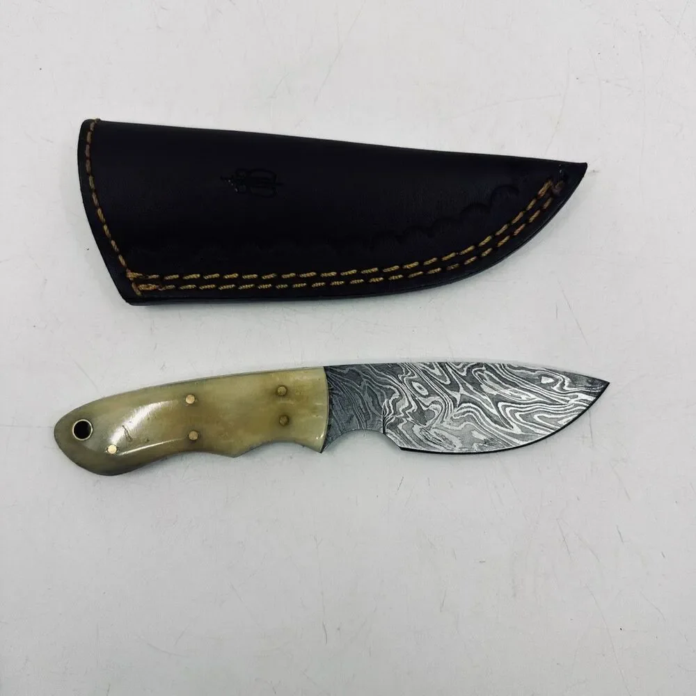 Handmade Damascus Steel Hunting Knife Bone Handle Leather Sheath